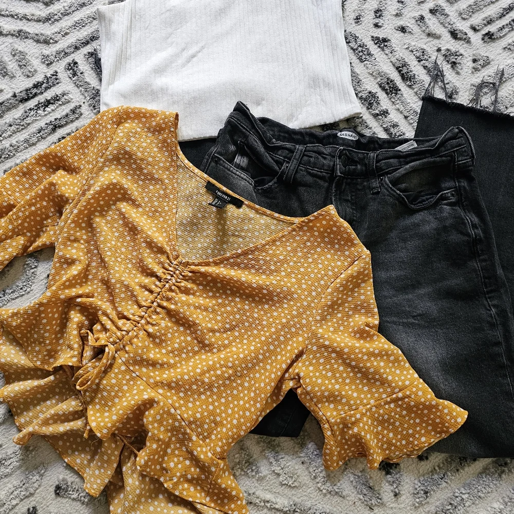 3pc Bundle 🌼 - Picture 2 of 5